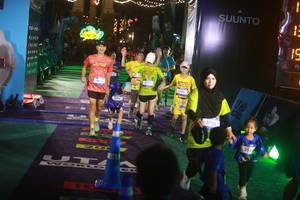 BIB: 30703, 3615, 313, 3795
                            <button type="button" onclick="openModal(26275354)" class="btn btn-primary btn-sm float-right btn-popup" data-toggle="modal" data-target=".modal-high-quality">
                        <i class="fas fa-shopping-cart"></i> Add to Cart
                    </button>
                                            <button type="button" onclick="isThisMe(26275354, true)" class="btn btn-success btn-sm float-right btn-popup btn-isme hidden" data-toggle="tooltip" data-placement="bottom" title="นี่คือรูปของคุณใช่ไหม คลิกที่นี่เพื่อเอาเข้าอัลบั้ม">
                        <i class="fas fa-plus"></i> Add to album
                    </button>
                    <button type="button" onclick="isThisMe(26275354, false)" class="btn btn-warning btn-sm float-right btn-popup btn-isnotme hidden">
                        <i class="fas fa-ban"></i> Remove from album
                    </button>